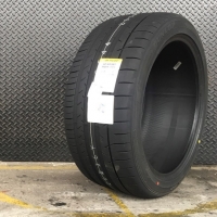 ยางใหม่ 295-40-21 Dunlop SP Sport Maxx050plus ปี18 ราคาพิเศษเส้นละ 12800 บาท