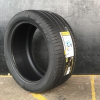 ยางใหม่ 275-40-19 Pirelli P Zero PZ4 Runflat ปี18 ราคพาพิเศษเพียงเส้นละ 1380 บาท