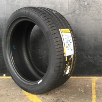ยางใหม่ 245-45-19 Pirelli P Zero PZ4 Runflat ปี18 ราคพาพิเศษเพียงเส้นละ 12800