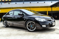 PARODI XHAKA 17inch 5h114.3 ล้อซิ่งคุณภาพราคาพิเศษพร้อมยางชุดละ 24000 บาท